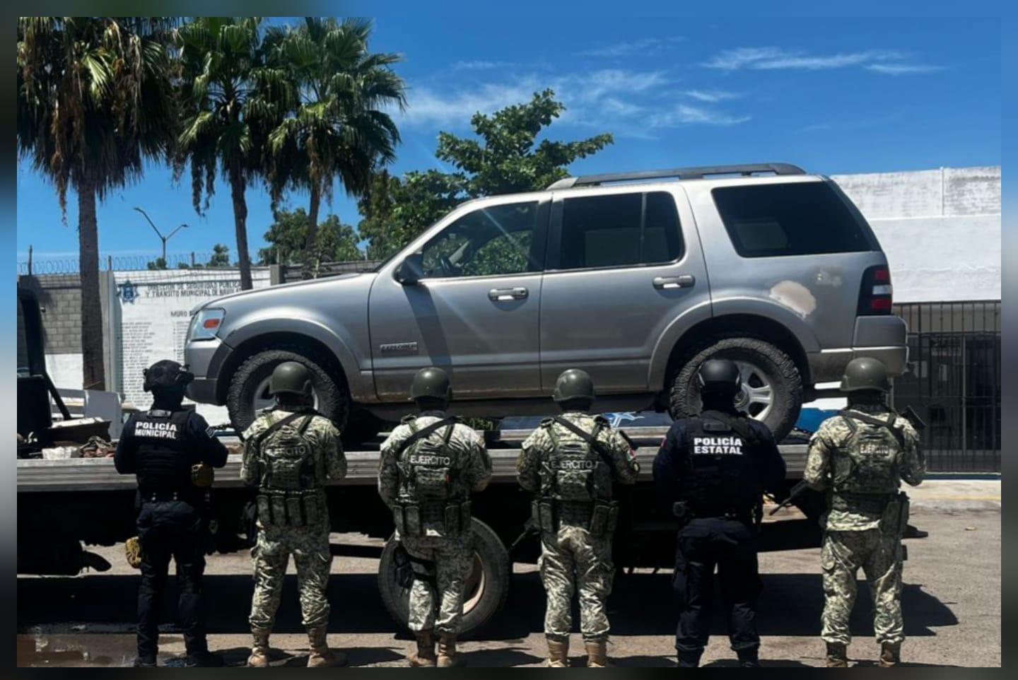 camioneta recuperada en navolato