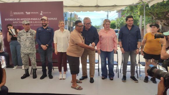 Se apoyará a 69 familias más que resultaron afectadas por las pasadas lluvias: Estrella Palacios