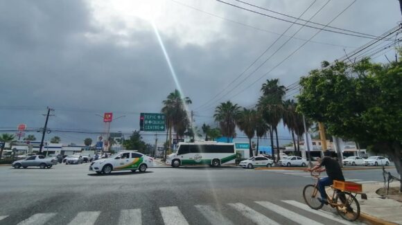 Aumentan las probabilidades de lluvia en Mazatlán durante esta tarde de martes; PC emite aviso preventivo