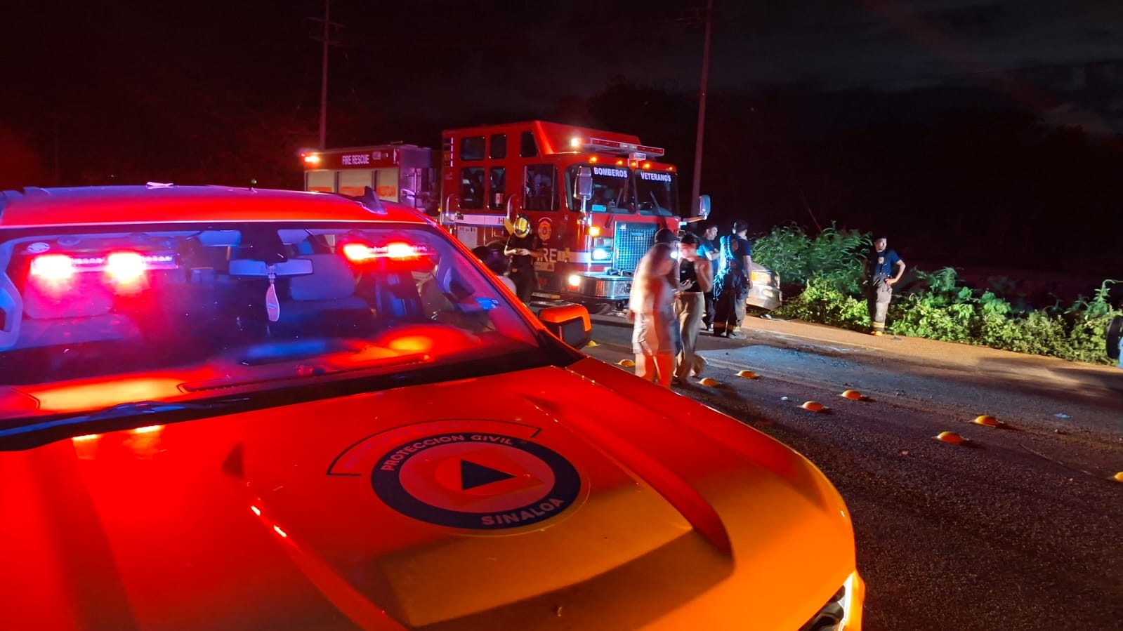 Cinco heridos dejó una volcadura en una carretera de Mazatlán