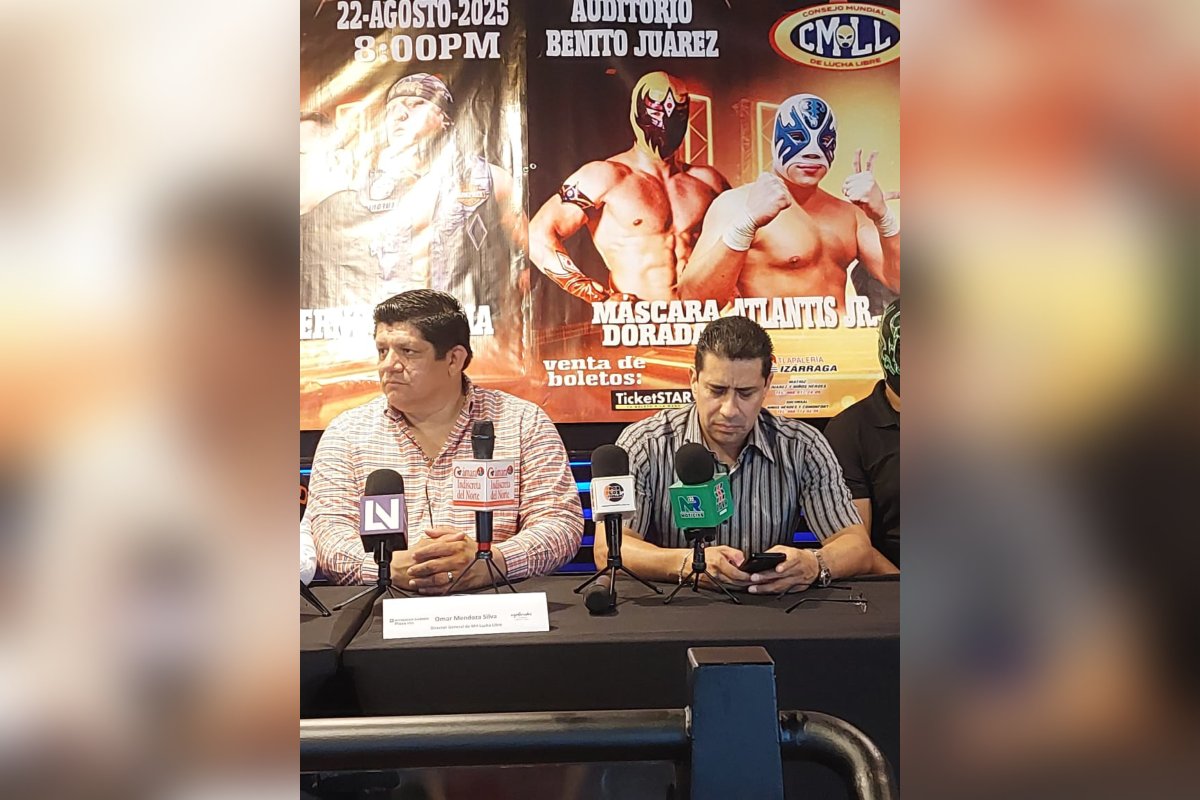 Rueda de prensa de la presentación de estrellas del CMLL para la velada de lucha libre en Los Mochis