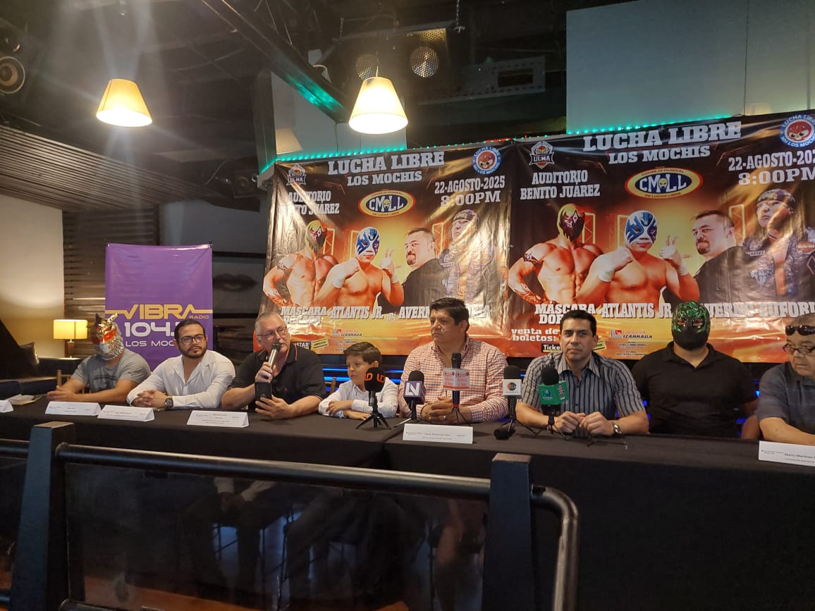 Rueda de prensa de la presentación de estrellas del CMLL para la velada de lucha libre en Los Mochis