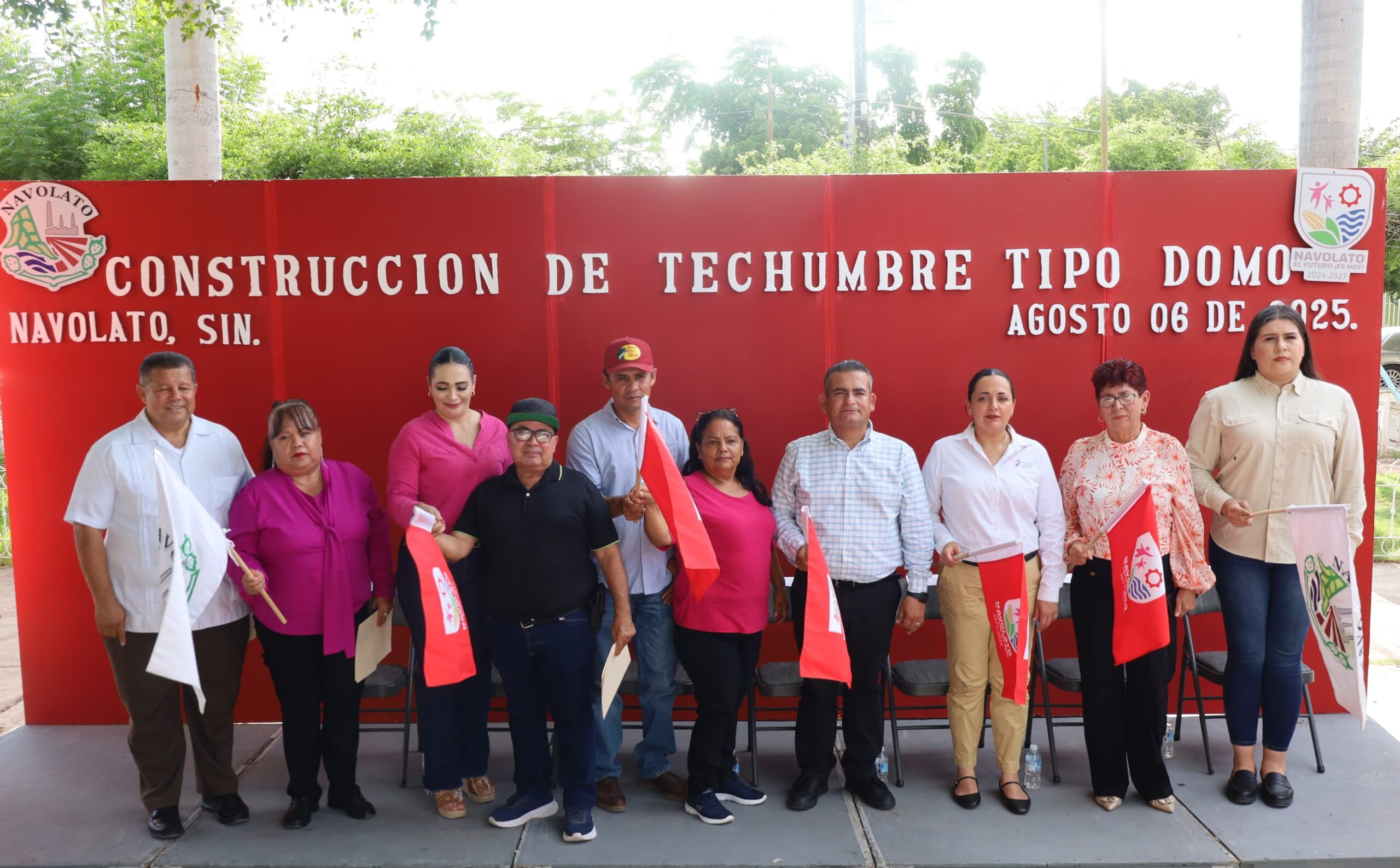 construccion de techumbre en plazuela de navolato sin