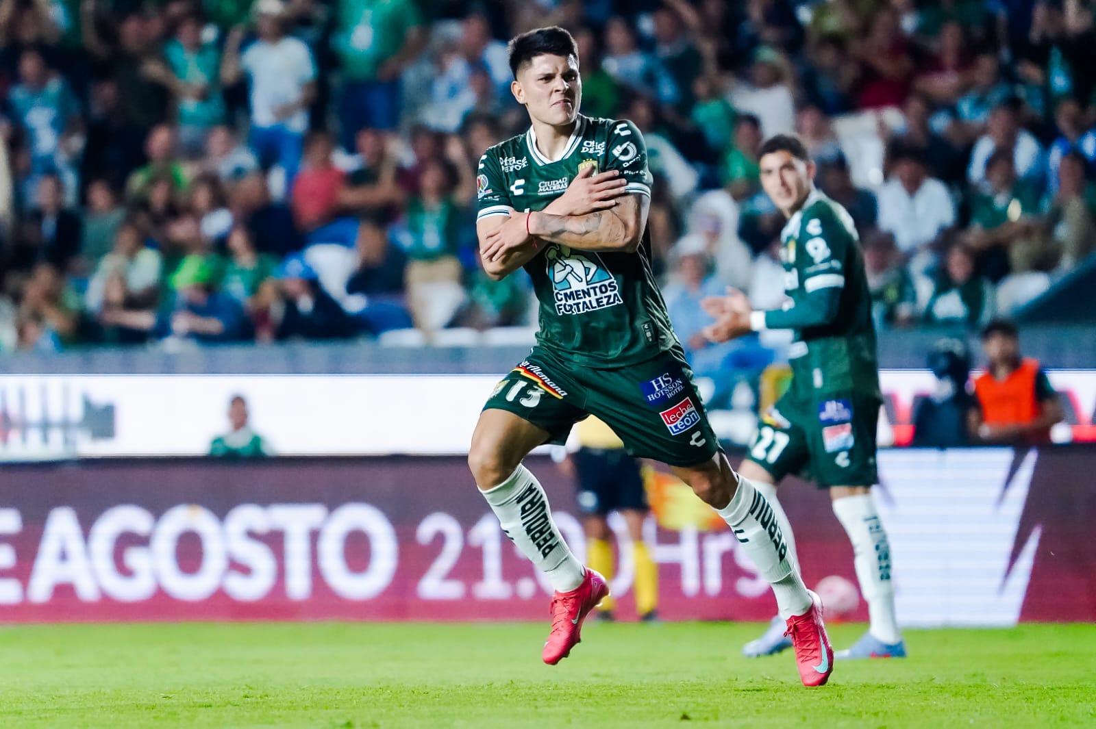 Monterrey, Toluca y Cruz Azul triunfan en la cuarta jornada del Apertura 2025