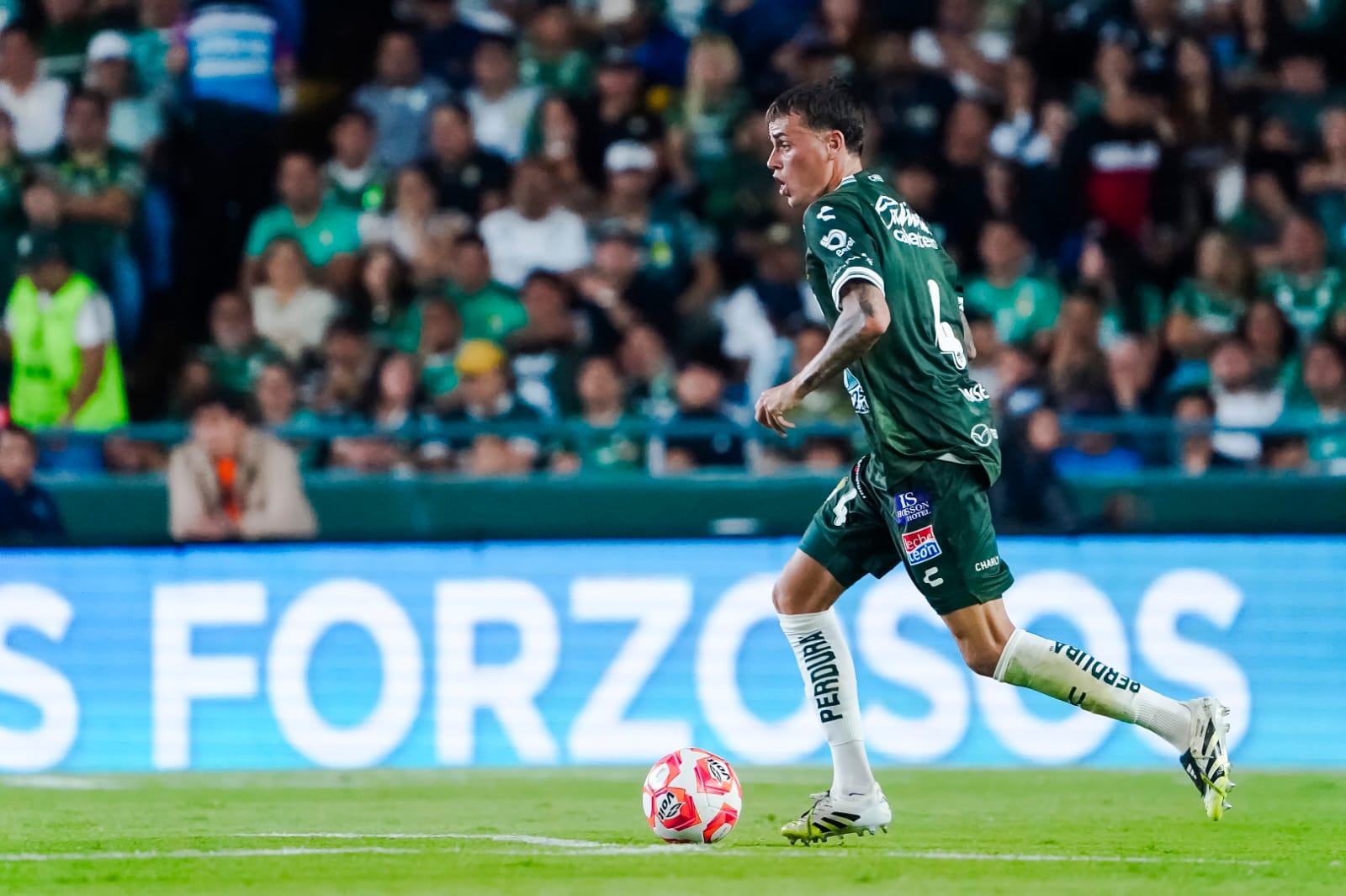 Monterrey, Toluca y Cruz Azul triunfan en la cuarta jornada del Apertura 2025