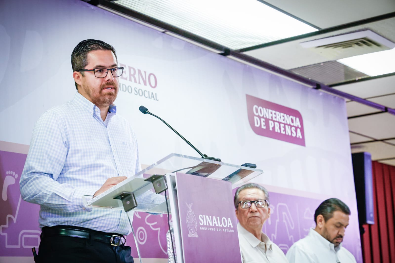 cuitlahuac gonzalez sector salud