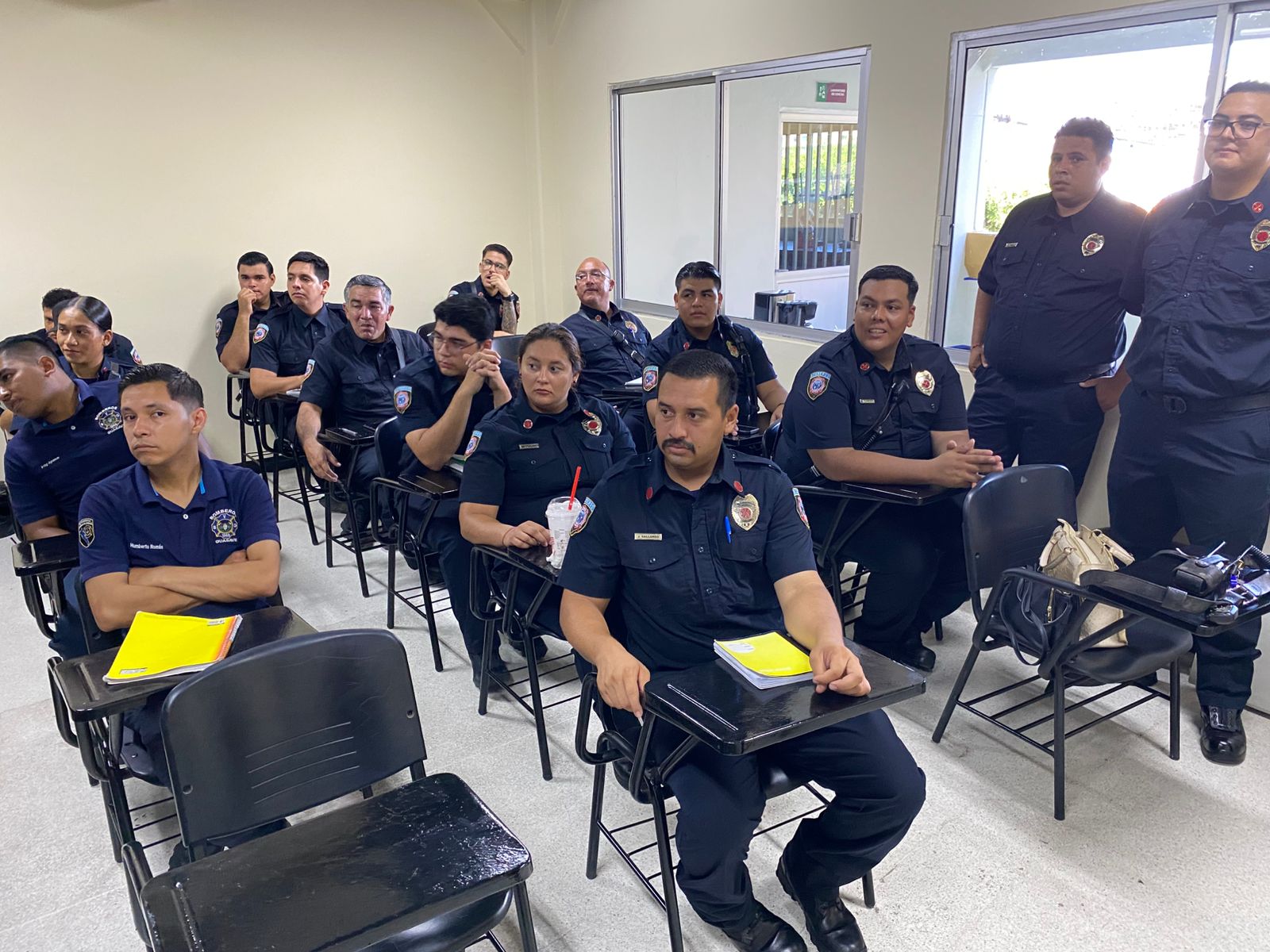 Curso para bomberos en Mazatlán