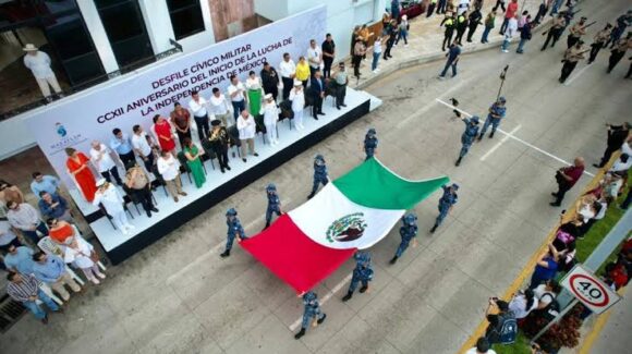 ¿Quieres participar en el Desfile Cívico-Militar el 16 de septiembre? Gobierno de Mazatlán abre convocatoria