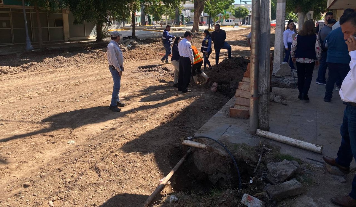 Detectan irregularidades durante remodelación de calle Cuauhtémoc en Guasave