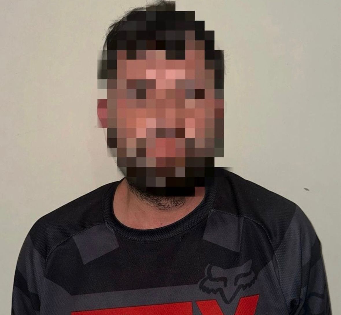 detenido con droga y armas