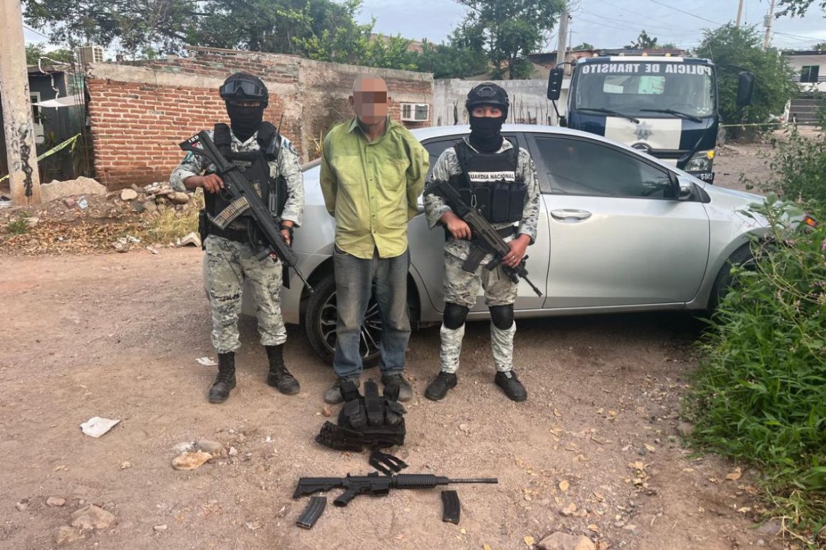detenido, arsenal y ocho granadas aseguradas