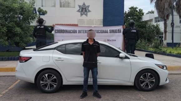 Conducía un auto robado y lo detienen; recuperan tres autos robados en distintos hechos, en Culiacán