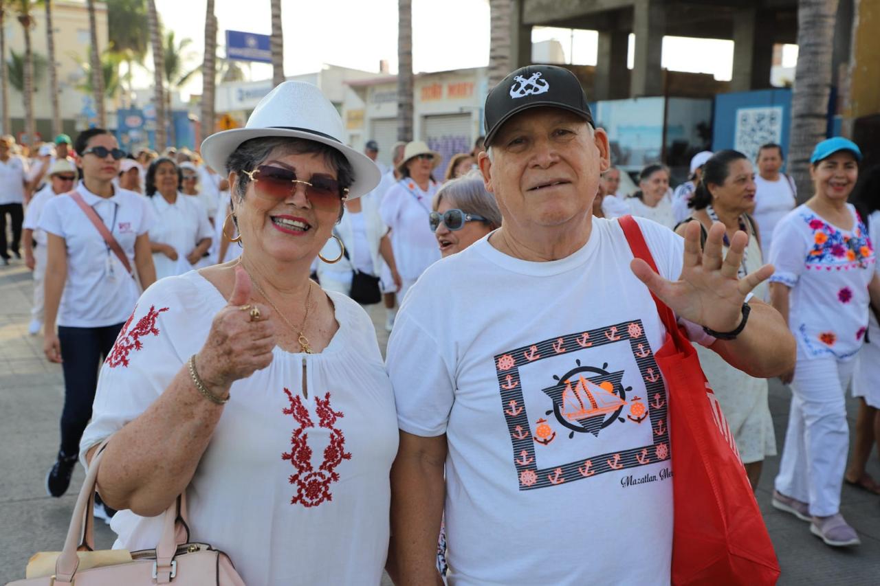 Programan actividades para el Día del Abuelo en Mazatlán