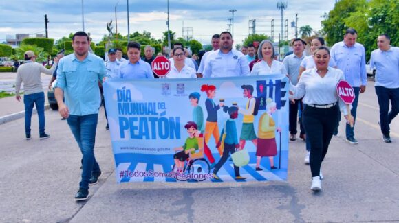 Con una marcha se conmemora el Día Mundial del Peatón en Guamúchil
