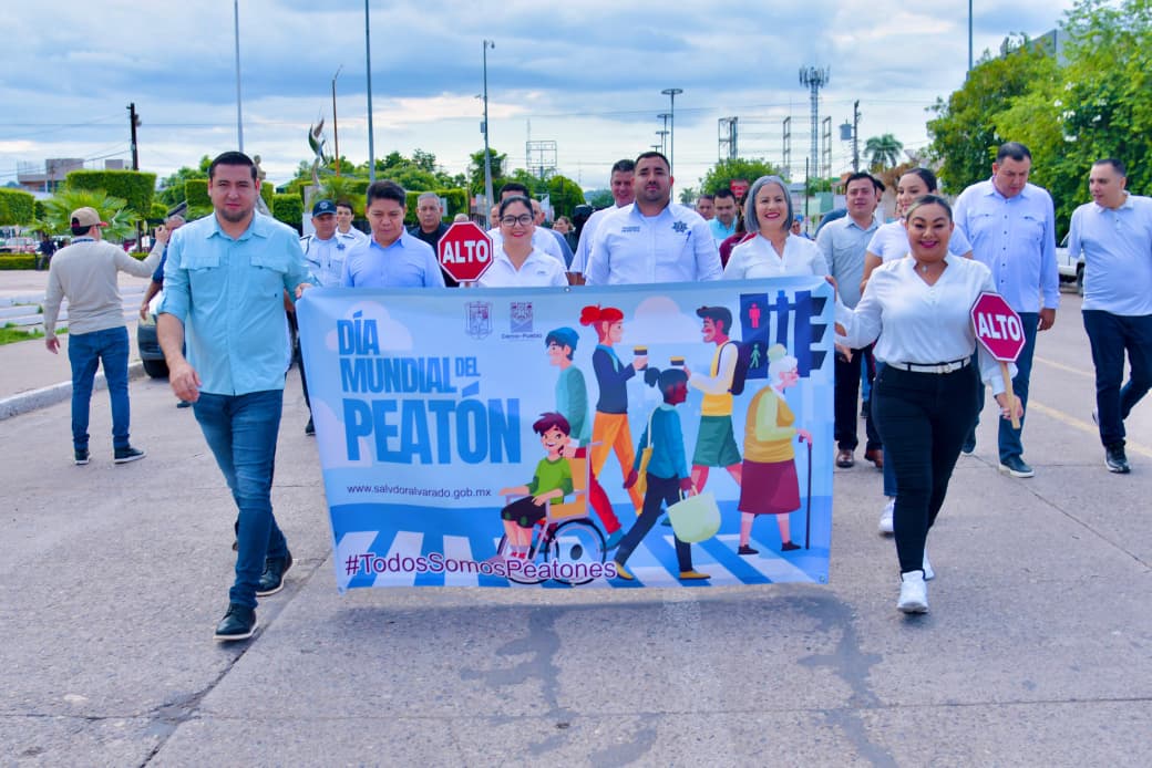 Marcha del Día Mundial del Peatón en Guamúchil