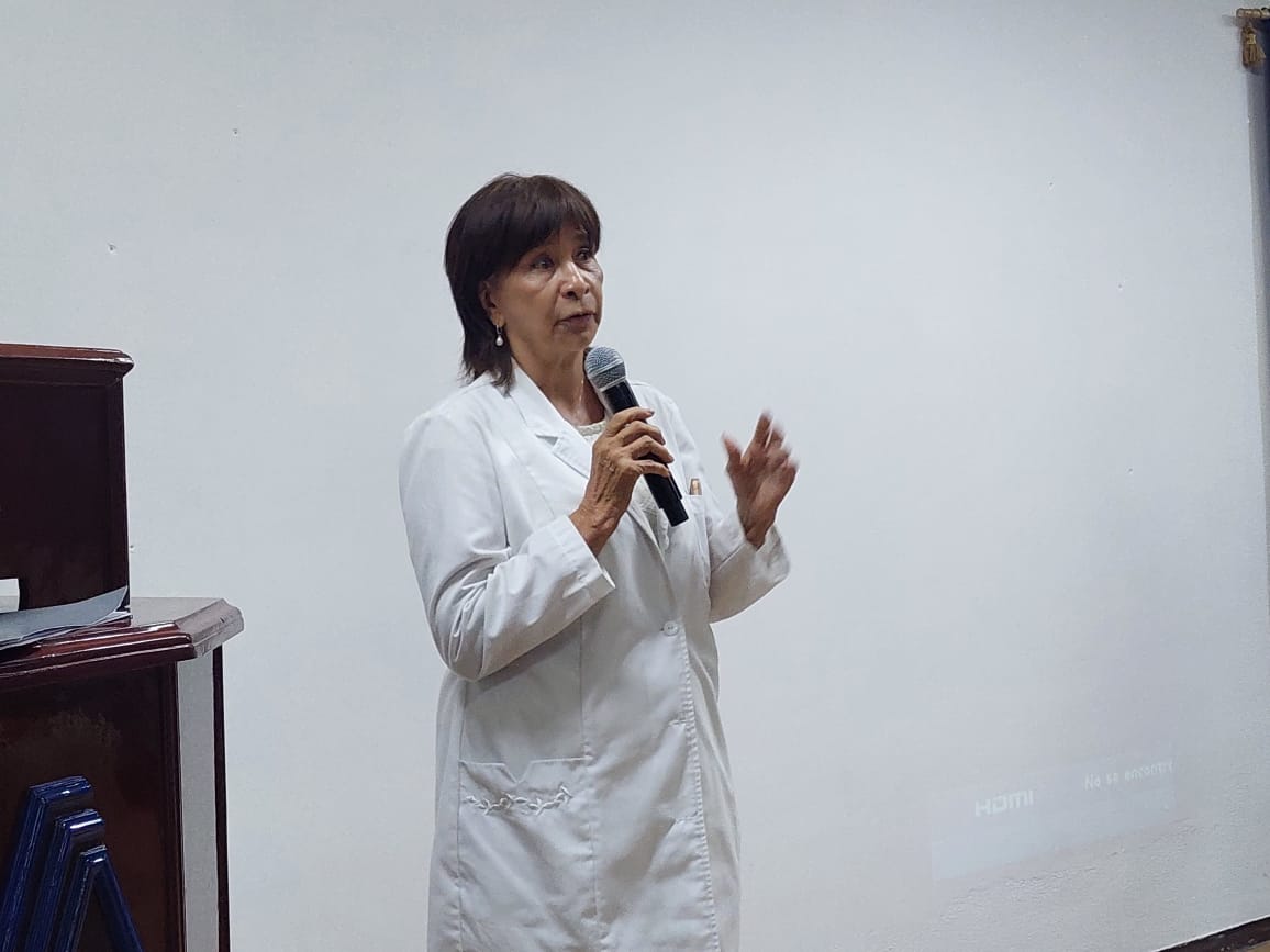 doctora Luisa Reina Armenta Ruiz