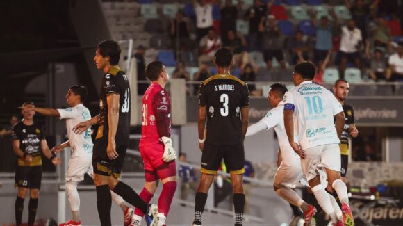 Los Dorados de Sinaloa caen en La Paz