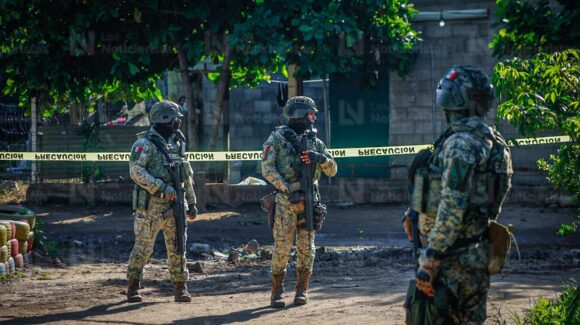Asesinan a joven en el patio de un domicilio de la colonia 8 Febrero, Culiacán