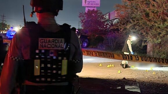 Ejecutado localizan a un hombre sobre la Culiacán-Eldorado, en El Quemadito, Culiacán
