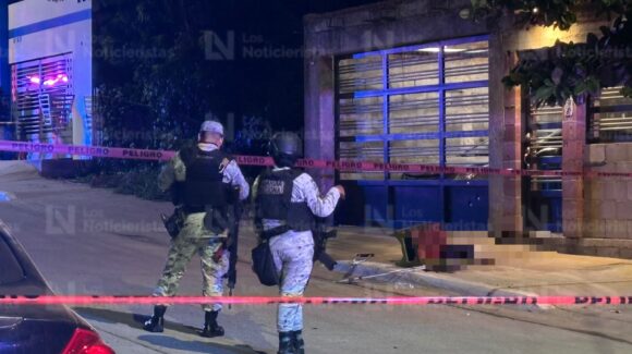 Ejecutan a un hombre en muletas cuando estaba sentado en un banco en Lomas del Magisterio, Culiacán