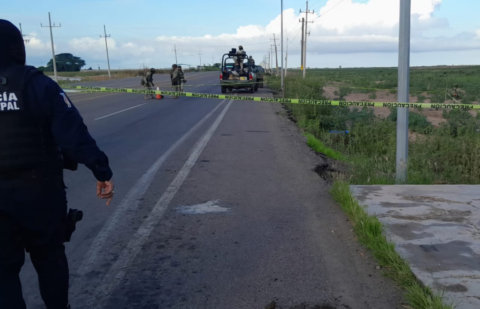 elementos del ejercito resguardan zona