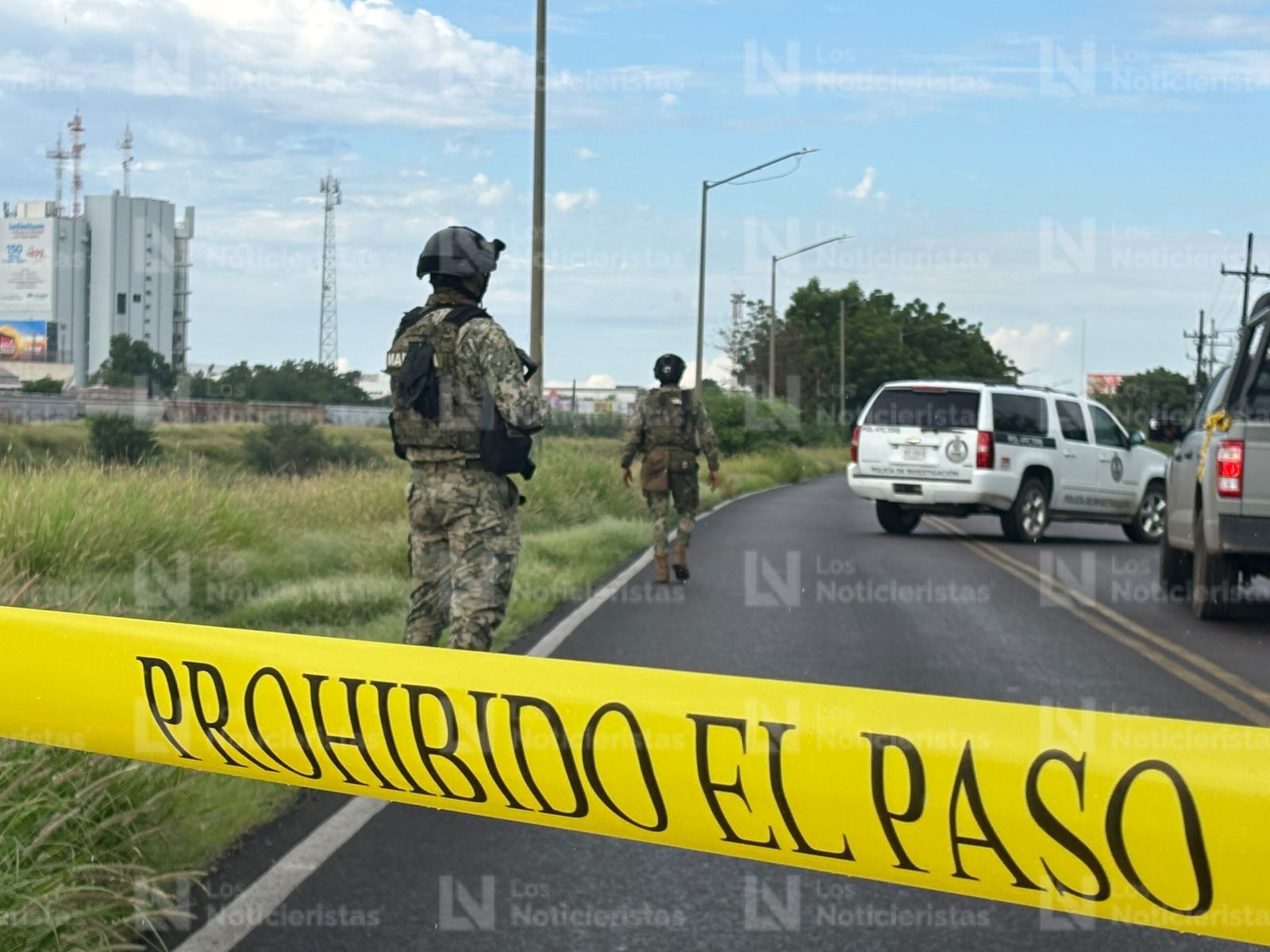 elementos del ejercito resguardan la escena del crimen en el canal recursos hidraulicos