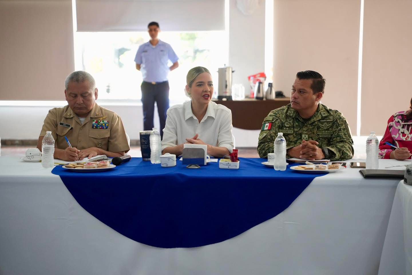 estrella palacios durante la reunion de la mesa de seguridad
