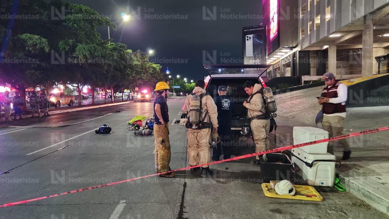 Evacuan edificio y plaza Cuatro Ríos, en Culiacán