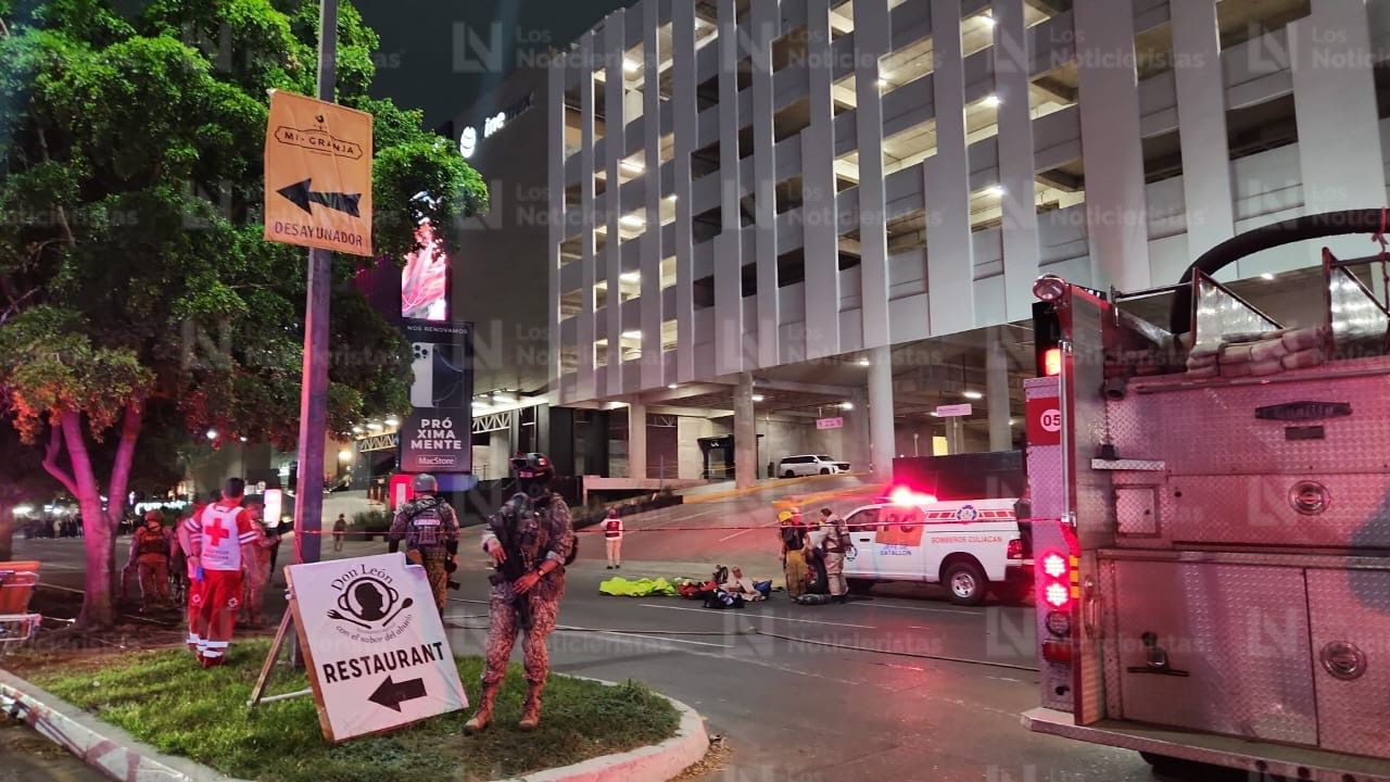 Evacuan edificio y plaza Cuatro Ríos, en Culiacán