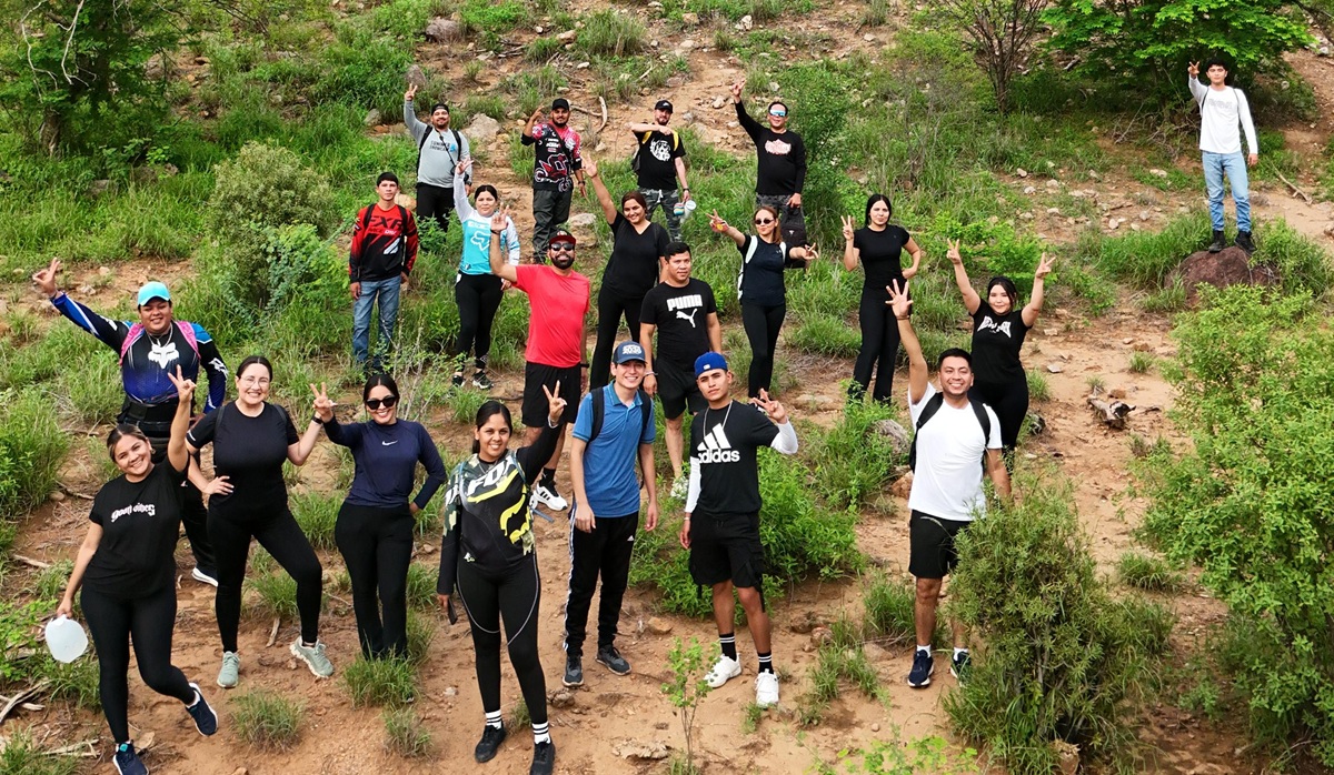 Excursión de turistas en Choix, Sinaloa