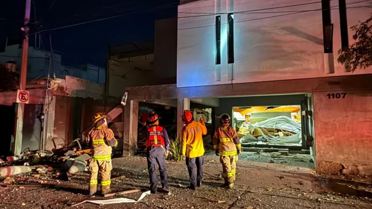 Daños por explosión en Aguascalientes