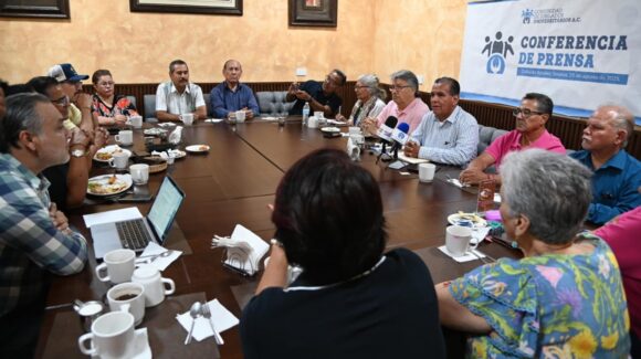 En defensa de sus derechos y apoyo a la institución, jubilados de la UAS anuncian nueva asociación civil