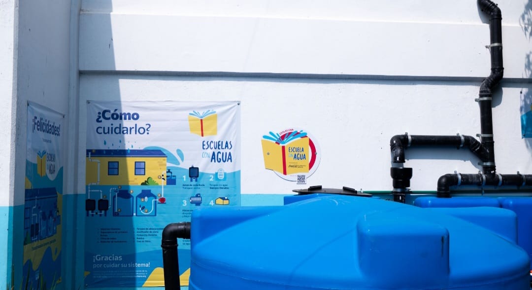 Fundación Coca-Cola lleva agua a escuelas de México