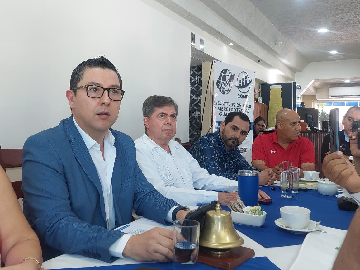 galardonados los comerciantes guamuchilenses