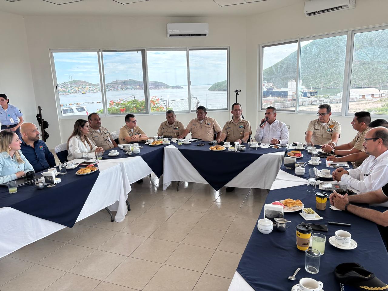 Alcalde de Navolato impulsa gestiones ante federación y estado