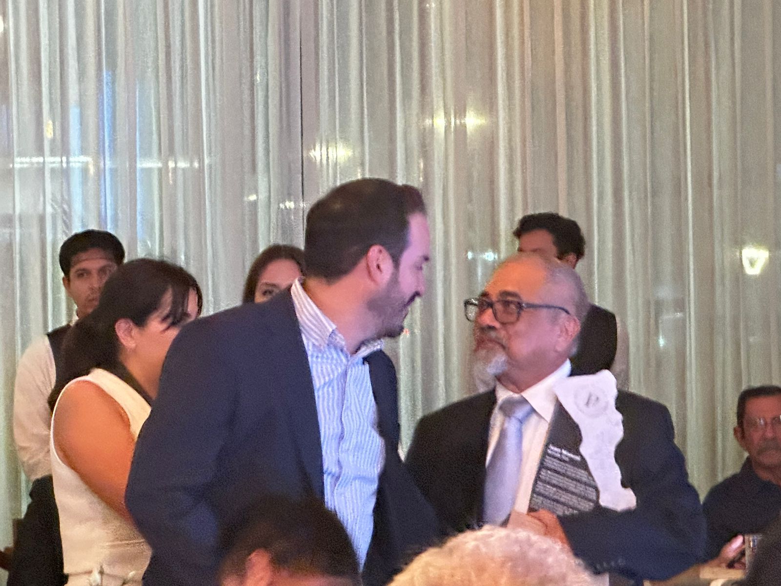 grupo arhe celebro en grande el segundo aniversario de su restaurante palmares
