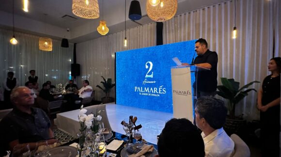 Tres gigantes sinaloenses reciben tributo en emotiva noche del segundo aniversario de Palmarés en Mazatlán