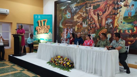 ¡Guamúchil está de fiesta! Celebran su 117 aniversario con reconocimientos a ciudadanos y empresarios