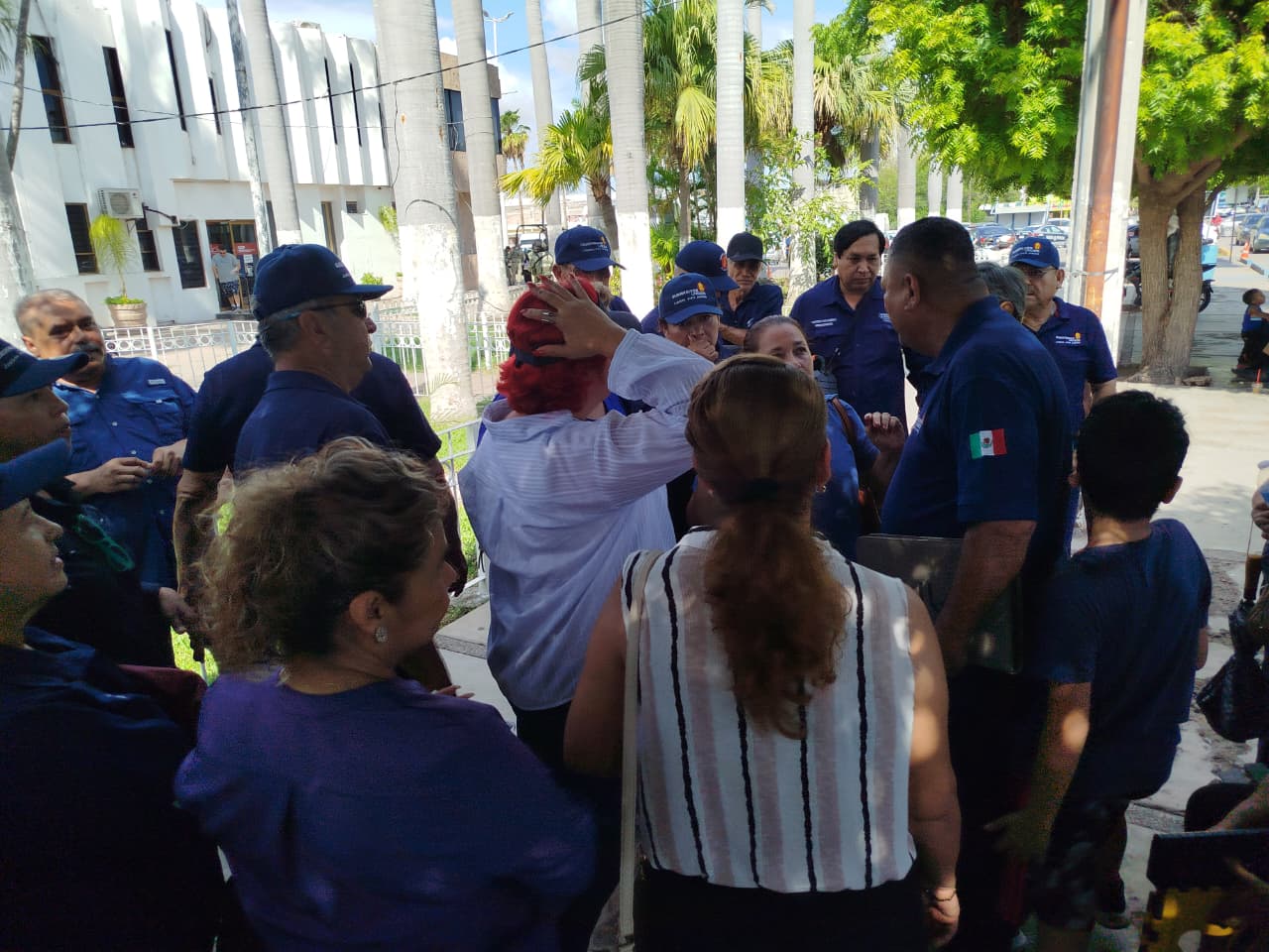guerreros unidos logro buenos acuerdos tras manifestarse en los mochis