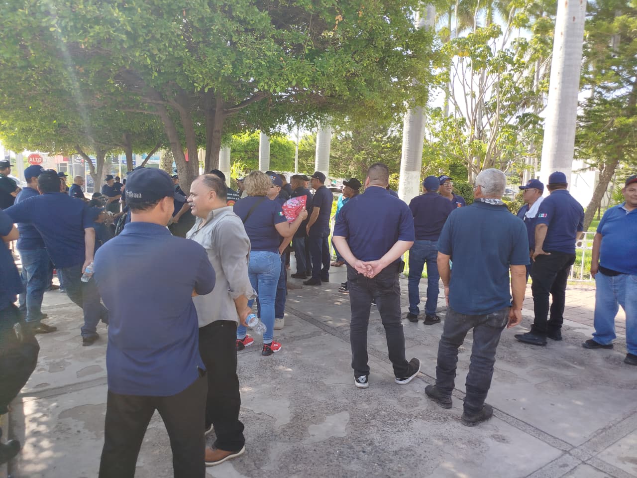 guerreros unidos logro buenos acuerdos tras manifestarse en los mochis