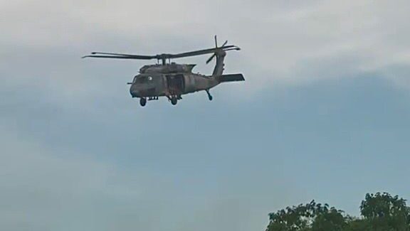 Se registra operativo por aire y tierra en la sindicatura de Las Tapias, Culiacán; hay al menos un vehículo y armas aseguradas