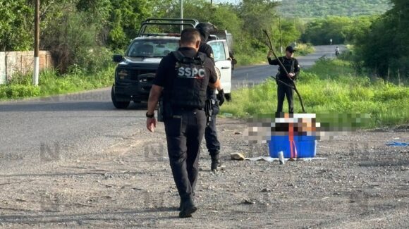 Localizan una hielera con restos humanos y una cartulina al norte de Culiacán