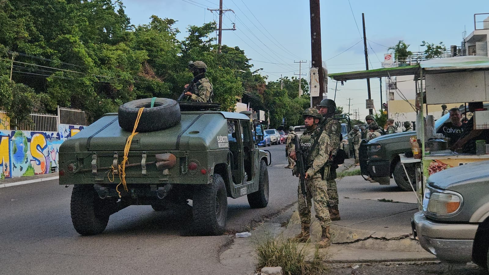 Hombre baleado en la Lázaro Cárdenas, Culiacán