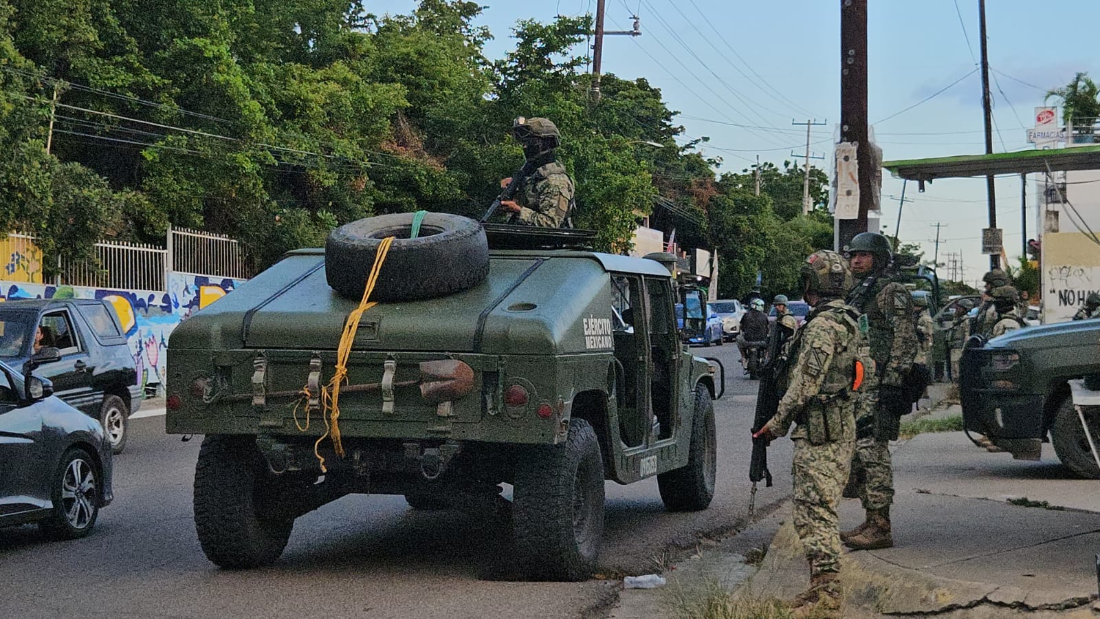Hombre baleado en la Lázaro Cárdenas, Culiacán