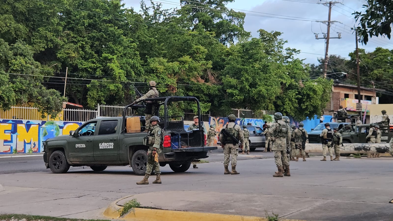 Hombre baleado en la Lázaro Cárdenas, Culiacán