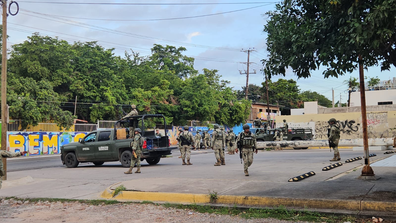 Hombre baleado en la Lázaro Cárdenas, Culiacán