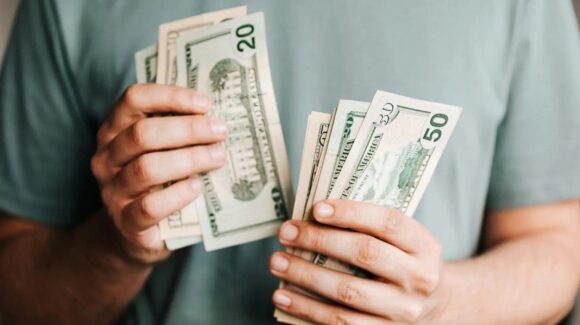 ¿Ocupas dólares para tus vacaciones? Así se comporta el dólar del 4 al 8 de agosto