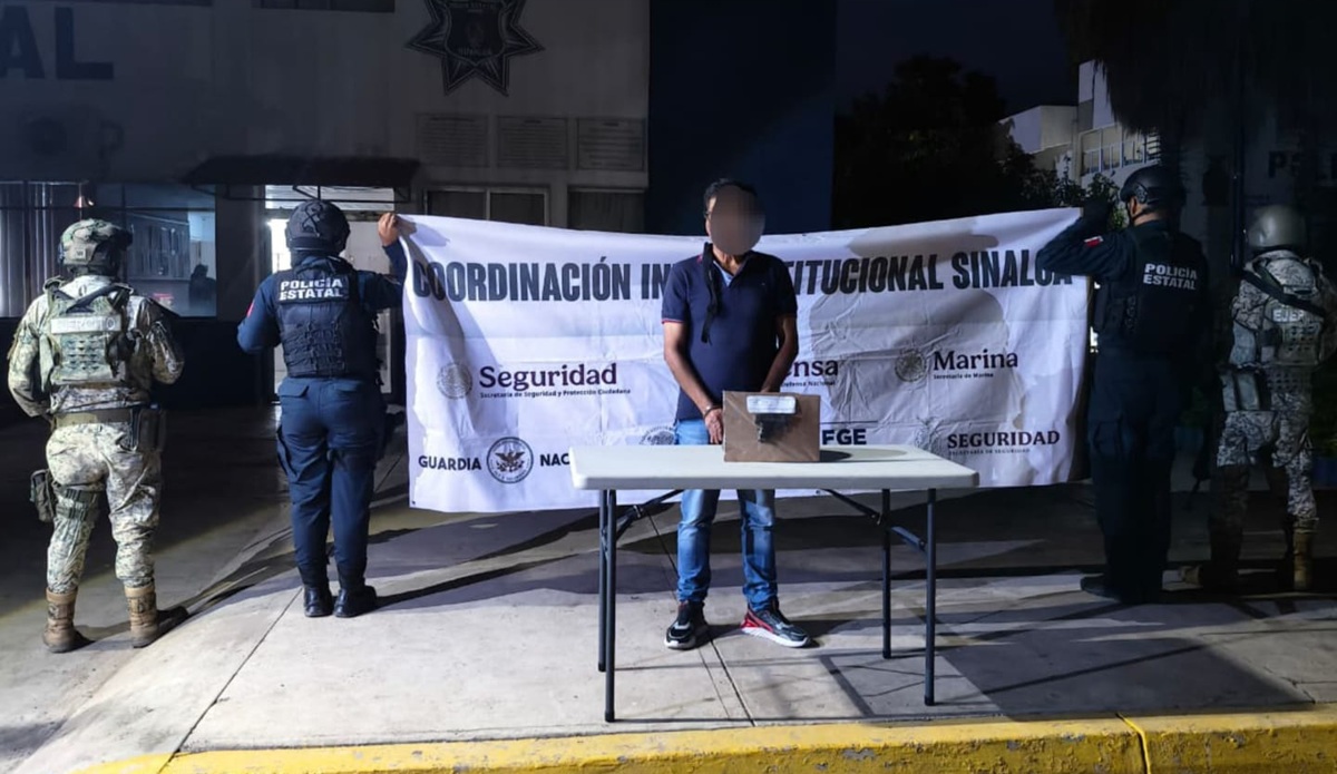 Policías detuvieron a un hombre que amenazó a su familia con un arma, en Culiacán
