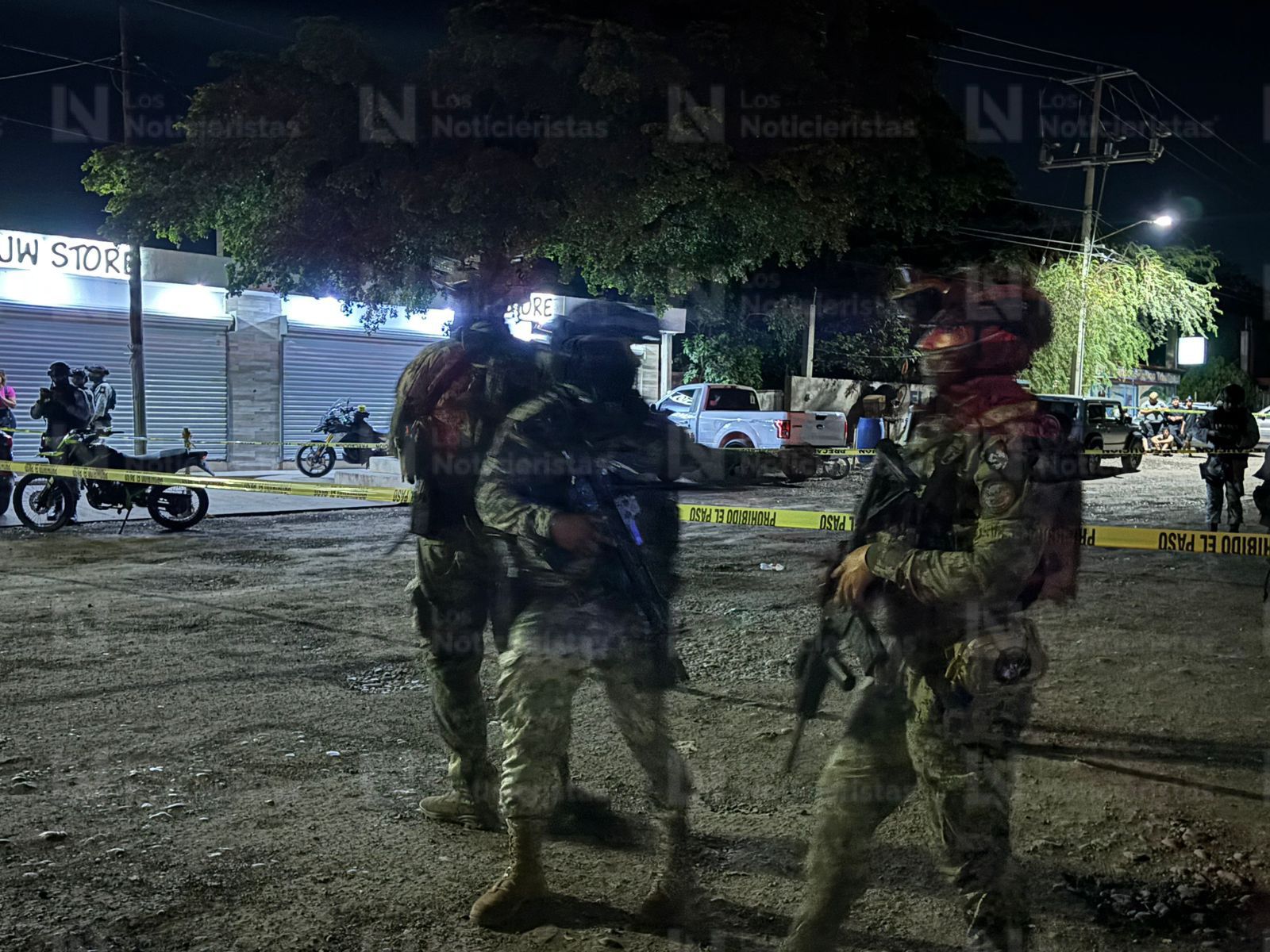 Hombre ejecutado afuera de una tienda de ropa en Aguaruto