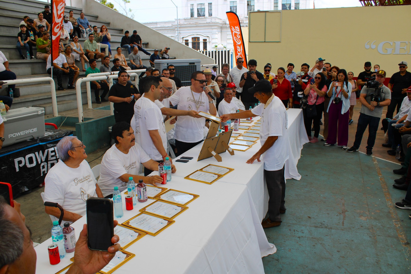 Homenaje a Julio Preciado